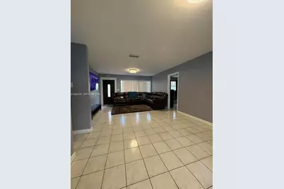 441 NE 43rd St, Deerfield Beach, FL 33064 - Photo 13