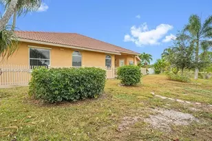 5909 NW Bayou Ct, Saint Lucie West, FL 34986 - Photo 11