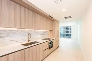77 SE 5th St, Miami, FL 33131 - Photo 1