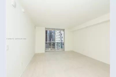 77 SE 5th St #1714, Miami, FL 33131 - Photo 5