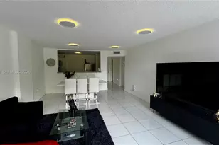 2780 NE 183rd St, Aventura, FL 33160 - Photo 19