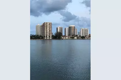2780 NE 183rd St #303, Aventura, FL 33160 - Photo 37