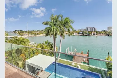 321 E Dilido Dr, Miami Beach, FL 33139 - Photo 3