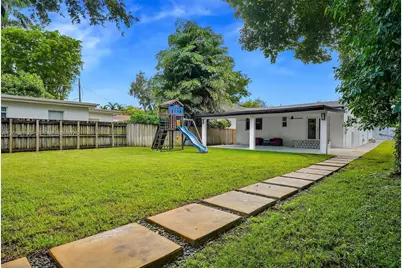 533 Mokena Dr, Miami Springs, FL 33166 - Photo 23
