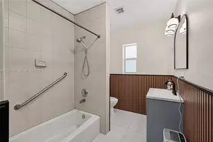 533 Mokena Dr, Miami Springs, FL 33166 - Photo 17