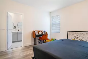 17033 SW 1st St, Pembroke Pines, FL 33027 - Photo 45