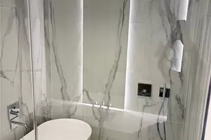 1400 Biscayne Blvd, Miami, FL 33132 - Photo 7