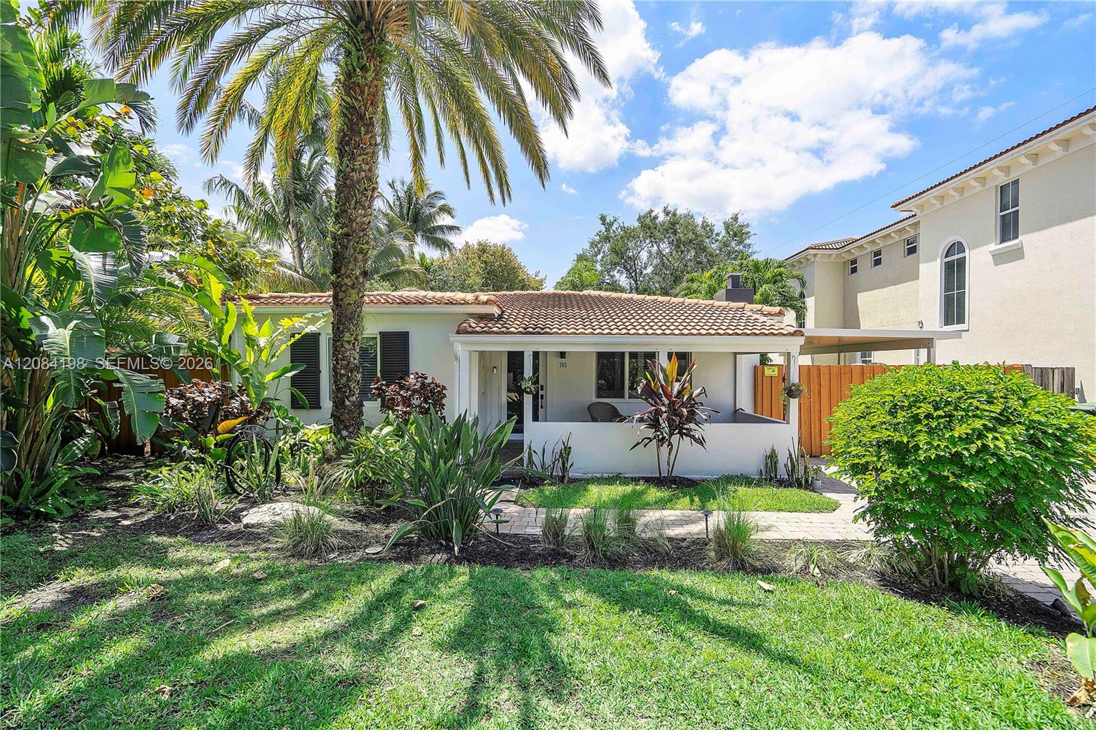 705 SW 8th Ave - 705 SW 8th Ave, Fort Lauderdale, FL 33315 Luxury Property | Jose Angel Pina