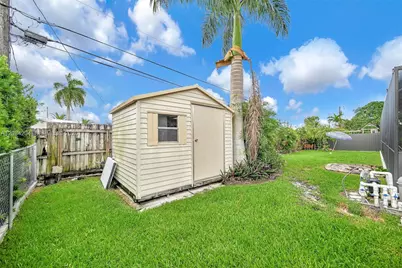 2211 SW 98th Pl, Miami, FL 33165 - Photo 25