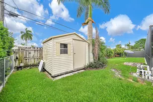 2211 SW 98th Pl, Miami, FL 33165 - Photo 25