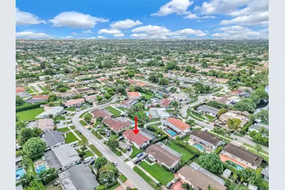 2211 SW 98th Pl, Miami, FL 33165 - Photo 7