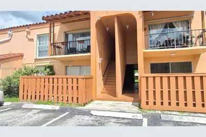 7100 Fairway Dr #K9, Miami Lakes, FL 33014 - Photo 1