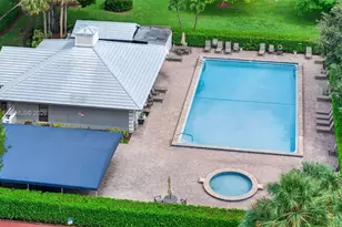 1502 Whitehall Dr, Davie, FL 33324 - Photo 39