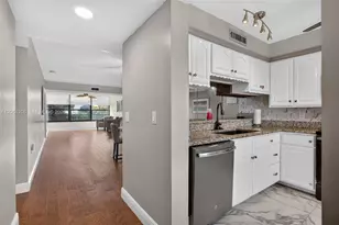 1502 Whitehall Dr, Davie, FL 33324 - Photo 5