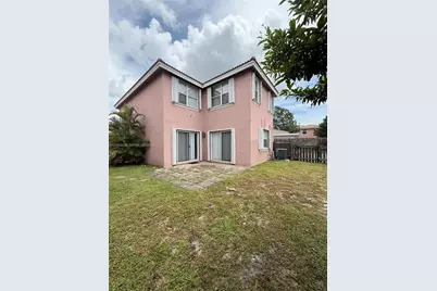 6714 NW 39th Ln #0, Lauderhill, FL 33319 - Photo 3