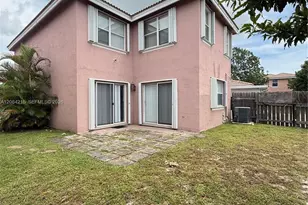 6714 NW 39th Ln, Lauderhill, FL 33319 - Photo 3