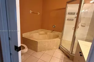 6714 NW 39th Ln, Lauderhill, FL 33319 - Photo 15