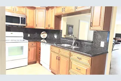 2402 Antigua Cir #G1, Coconut Creek, FL 33066 - Photo 7