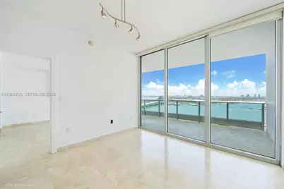 900 Biscayne Blvd #3007, Miami, FL 33132 - Photo 5