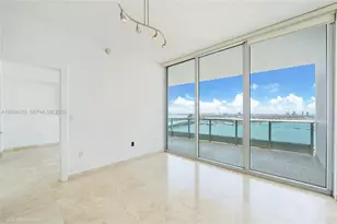 900 Biscayne Blvd, Miami, FL 33132 - Photo 5