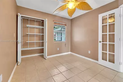 685 SE 25th Ln, Homestead, FL 33033 - Photo 13