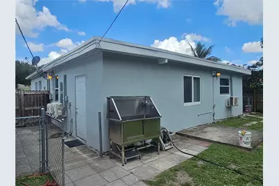 12145 NE 11th Ct, North Miami, FL 33161 - Photo 5