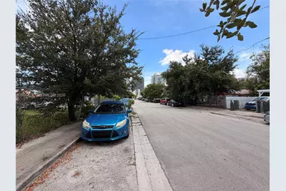 89 NW 34th Ter, Miami, FL 33127 - Photo 5