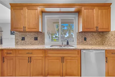 6121 SW 16th St, Plantation, FL 33317 - Photo 3