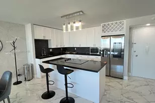 7135 Collins Ave, Miami Beach, FL 33141 - Photo 3
