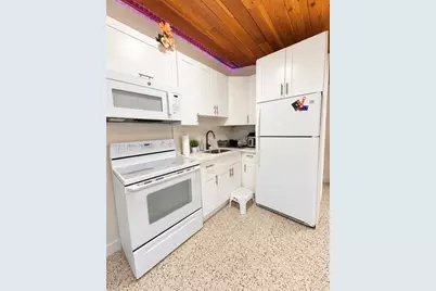 311 NW 56th Ave #B, Miami, FL 33126 - Photo 5