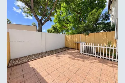 8745 SW 152nd Ave #215, Miami, FL 33193 - Photo 7