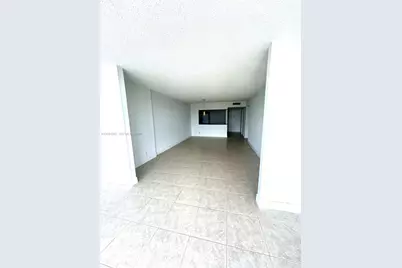 1000 Parkview Dr #527, Hallandale Beach, FL 33009 - Photo 13