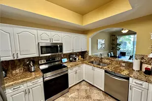 8866 W Flagler St, Miami, FL 33174 - Photo 9