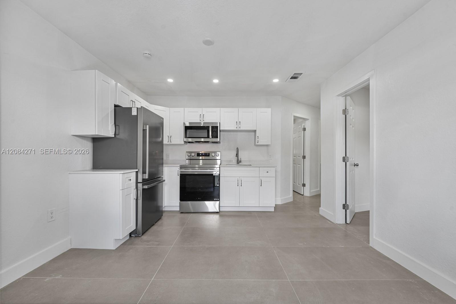 1849 NW 16th St #B - 1849 NW 16th St #B, Miami, FL 33125 Luxury Property | Jose Angel Pina
