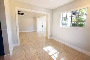 3610 SW 106th Ave, Miami, FL 33165 - Photo 3