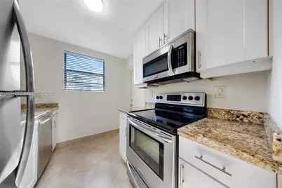 230 Canal St #202, Miami Springs, FL 33166 - Photo 3