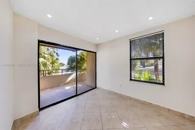 230 Canal St #202, Miami Springs, FL 33166 - Photo 9