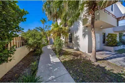 230 Canal St #202, Miami Springs, FL 33166 - Photo 29