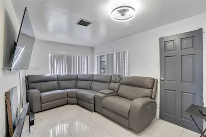 1146 Jann Ave, Opa-Locka, FL 33054 - Photo 15