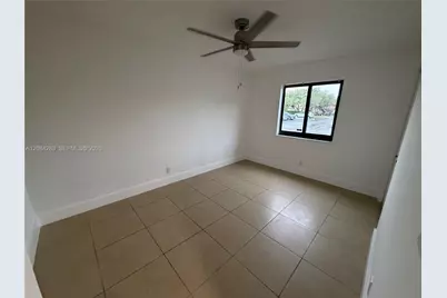 11085 NW 38th Pl, Sunrise, FL 33351 - Photo 15