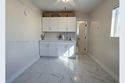 1430 N 68th Ave #B, Hollywood, FL 33024 - Photo 1