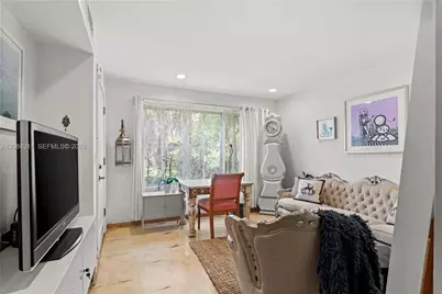 1360 SW 14th St #1, Miami, FL 33145 - Photo 5
