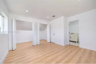 9361 SW 27th St, Miami, FL 33165 - Photo 17