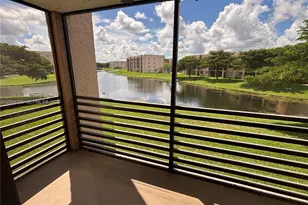 10304 Sunrise Lakes Blvd, Sunrise, FL 33322 - Photo 21