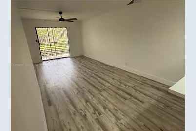 10304 Sunrise Lakes Blvd #209, Sunrise, FL 33322 - Photo 13
