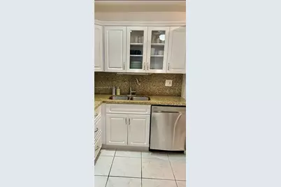 329 SE 3rd St #405T, Hallandale Beach, FL 33009 - Photo 7