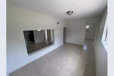 1843 NW 107th St, Miami, FL 33167 - Photo 7
