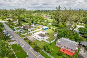 1843 NW 107th St, Miami, FL 33167 - Photo 47