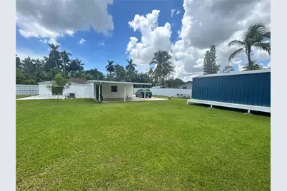 1843 NW 107th St, Miami, FL 33167 - Photo 29