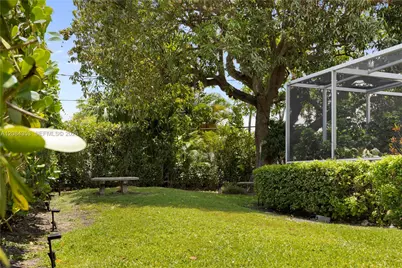 1400 NE Street #104, Miami Shores, FL 33138 - Photo 23